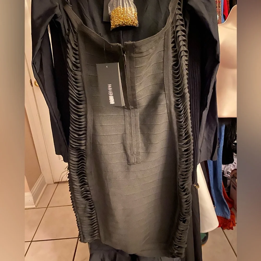 Woman’s sexy body con Snatched fringe look sides Strapless - Picture 4 of 4